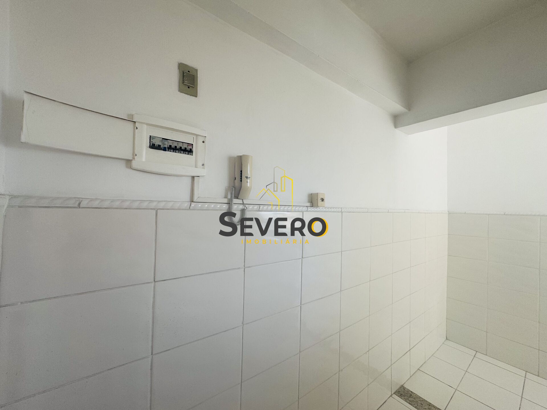 Apartamento à venda com 2 quartos, 44m² - Foto 9