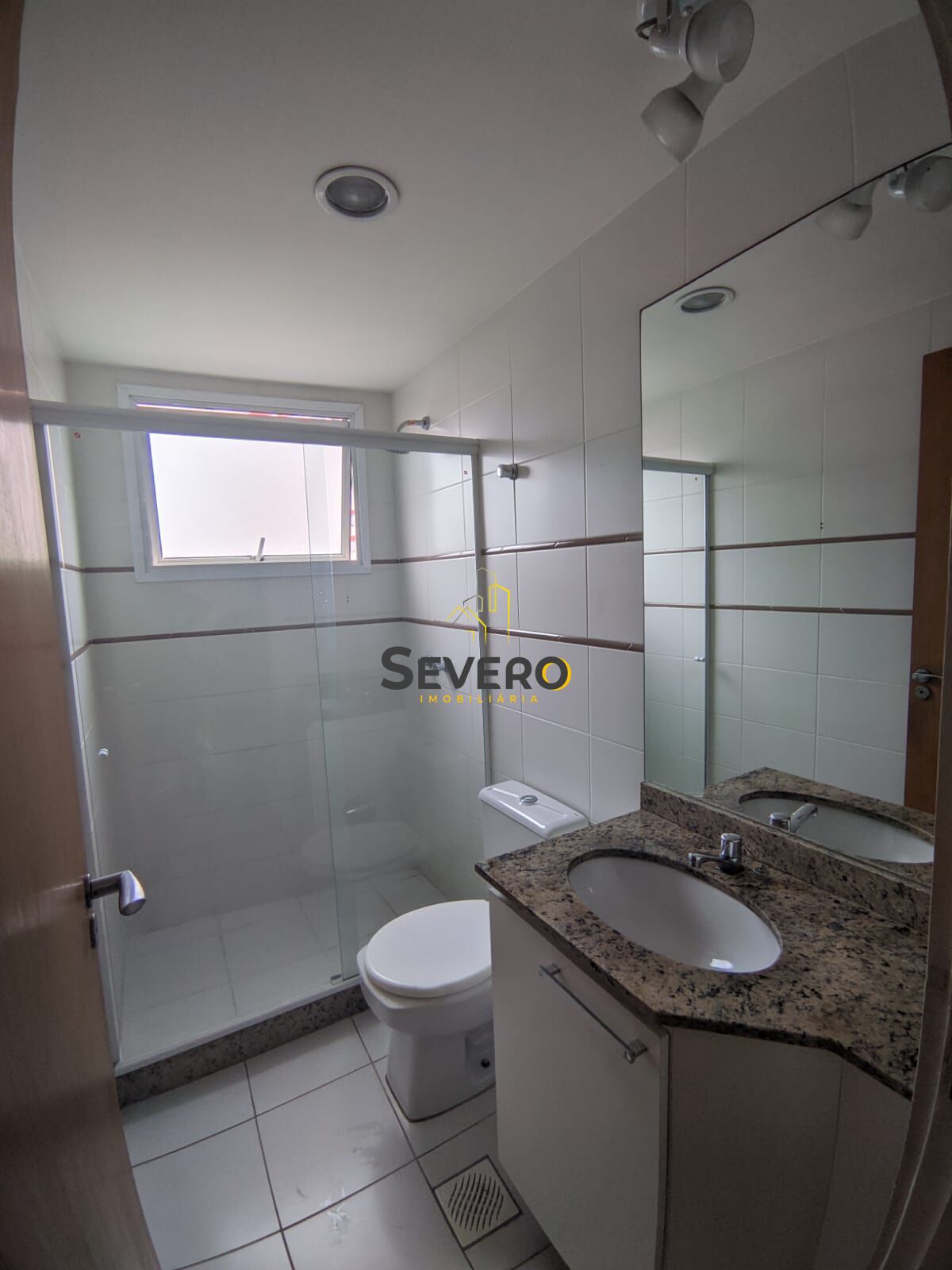 Apartamento à venda com 2 quartos, 75m² - Foto 13