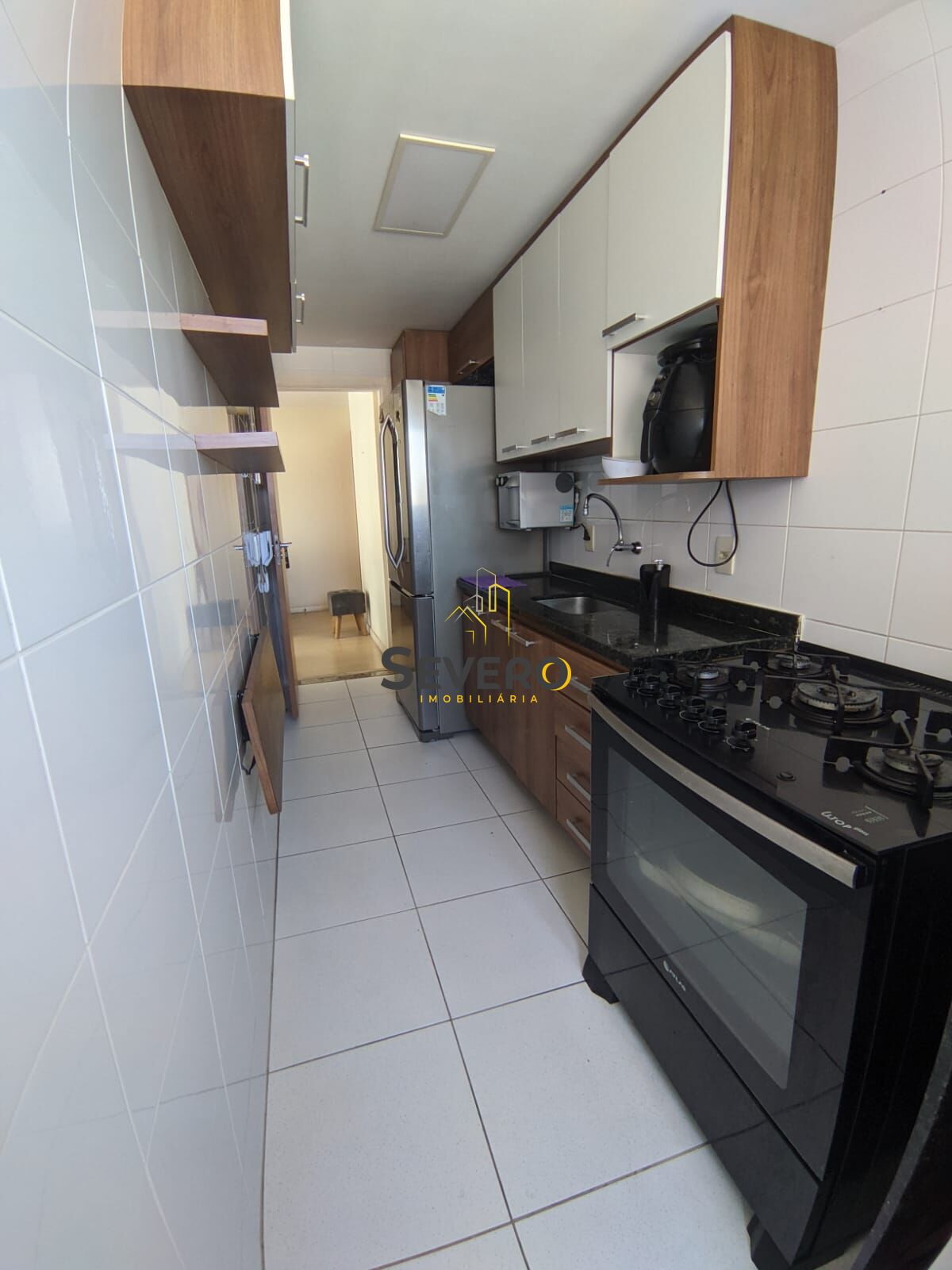 Apartamento à venda com 2 quartos, 75m² - Foto 12