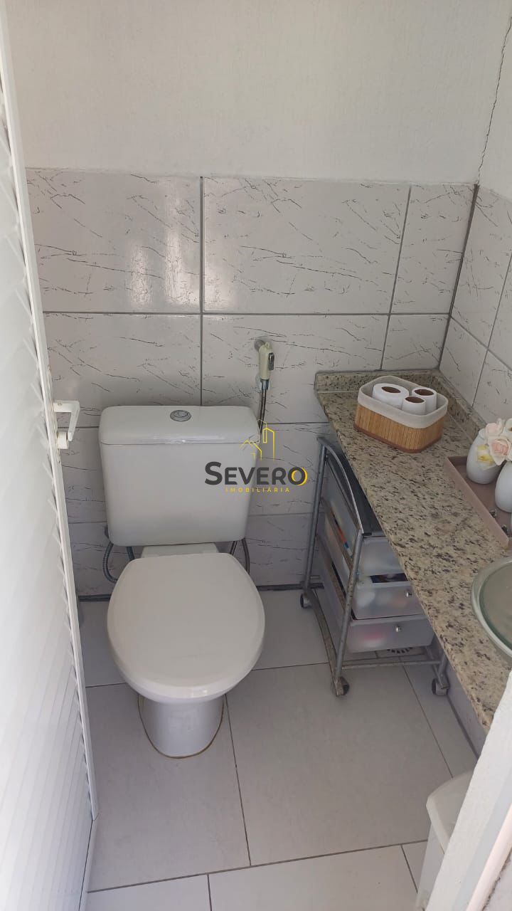 Casa à venda com 3 quartos, 209m² - Foto 20