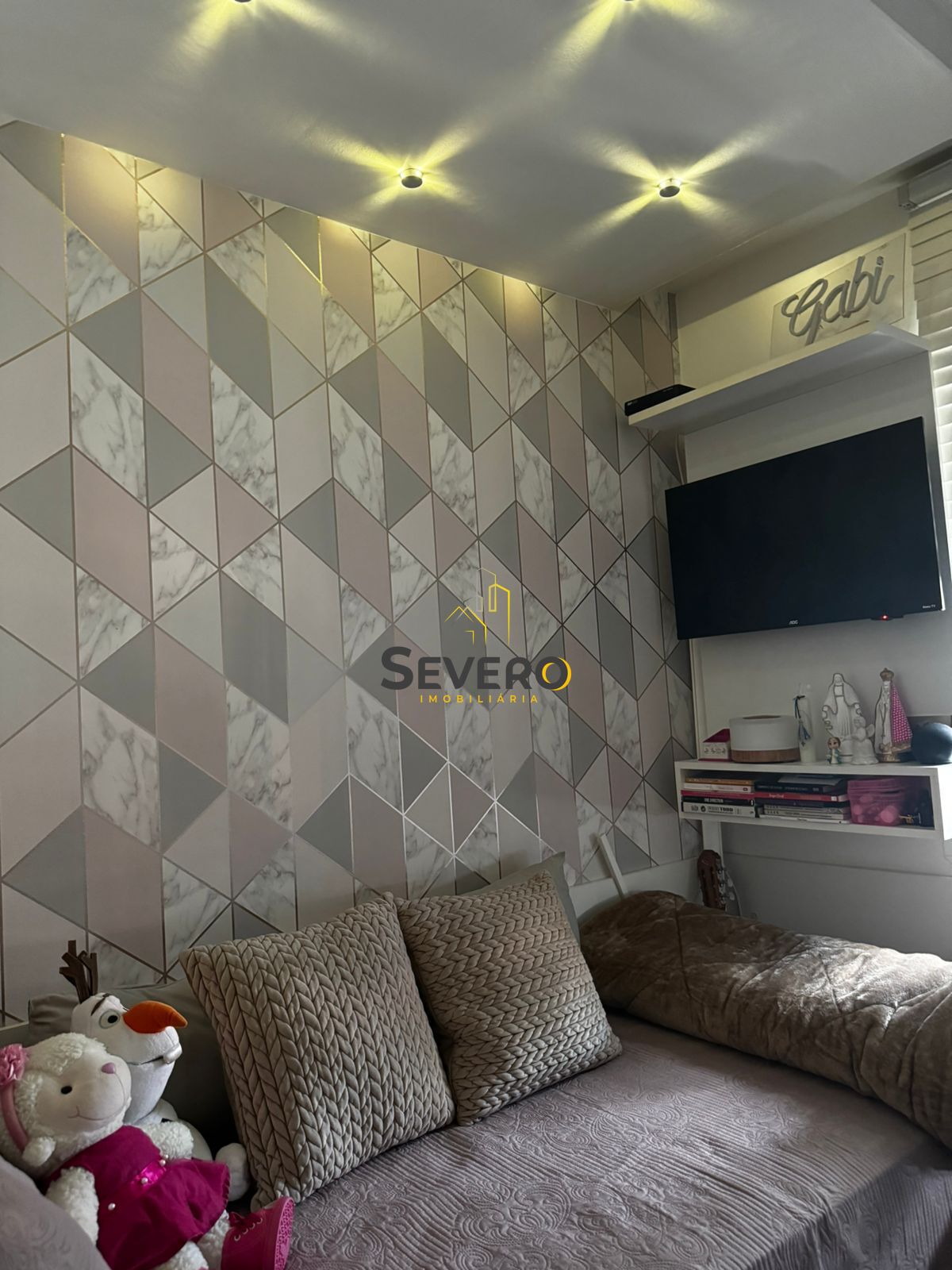Casa à venda com 3 quartos, 209m² - Foto 9