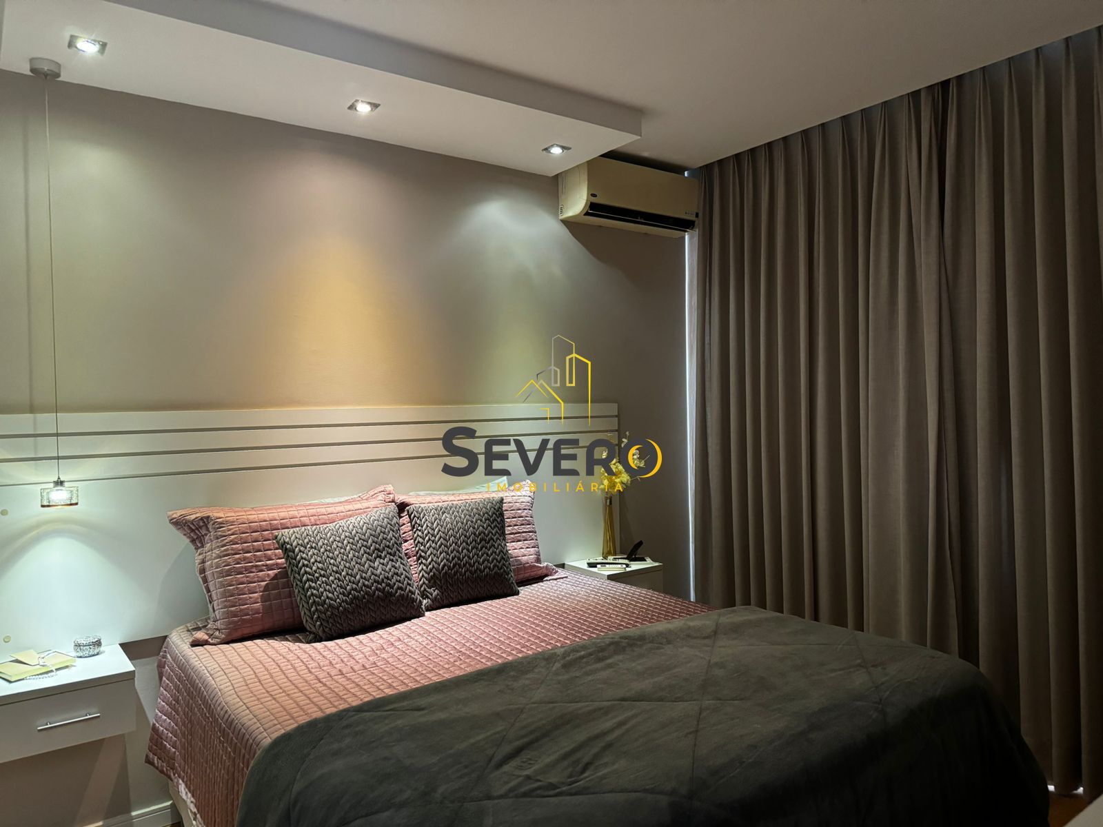 Casa à venda com 3 quartos, 209m² - Foto 7