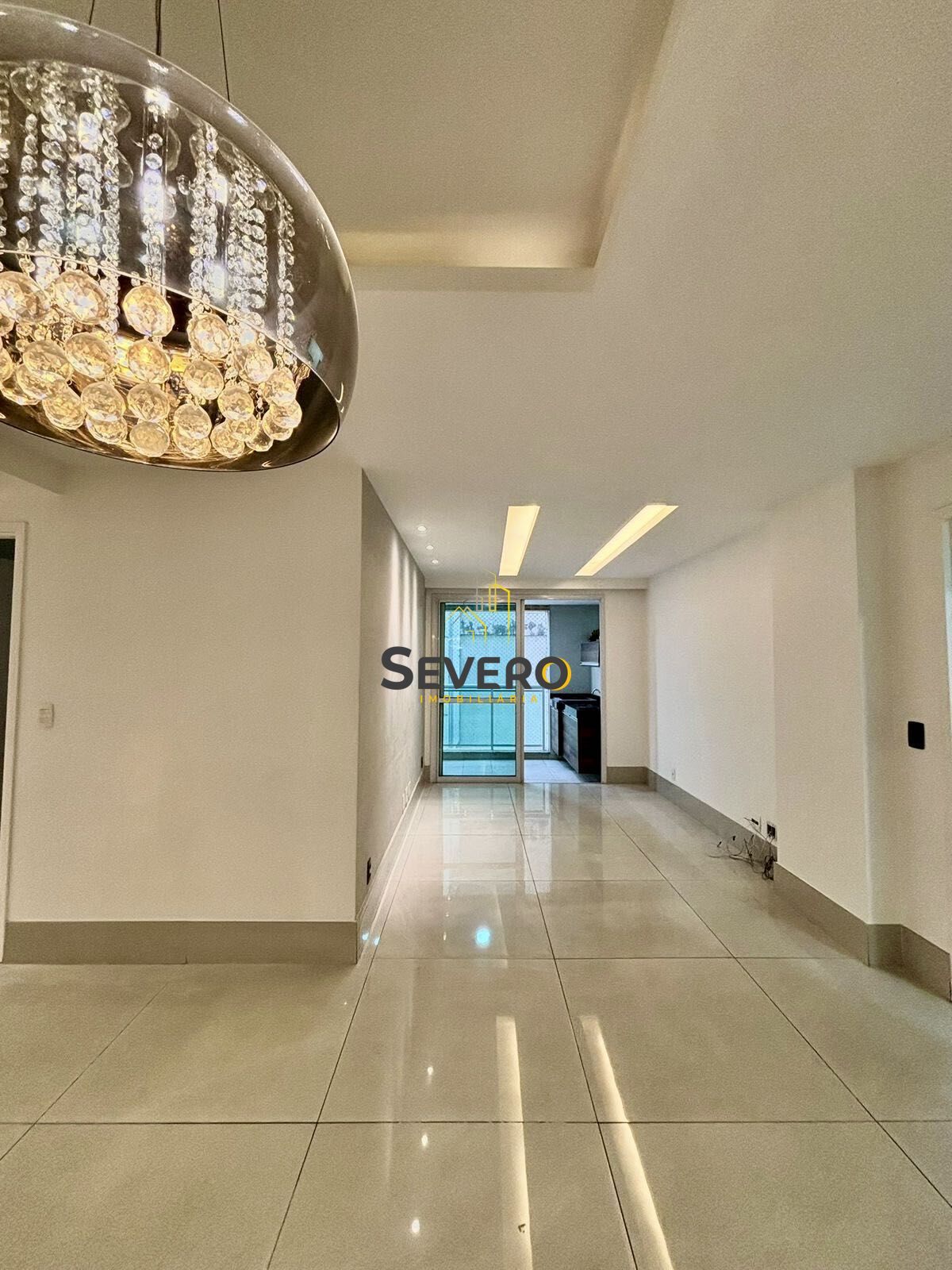 Apartamento à venda com 3 quartos, 108m² - Foto 4