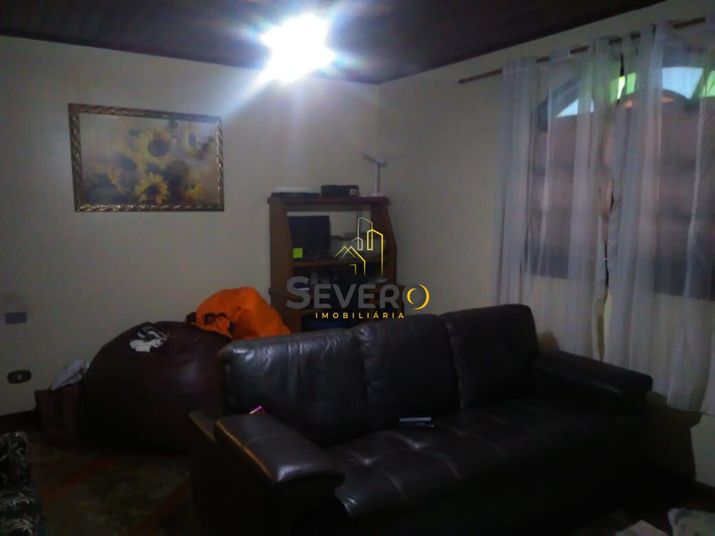 Casa à venda com 4 quartos, 360m² - Foto 39