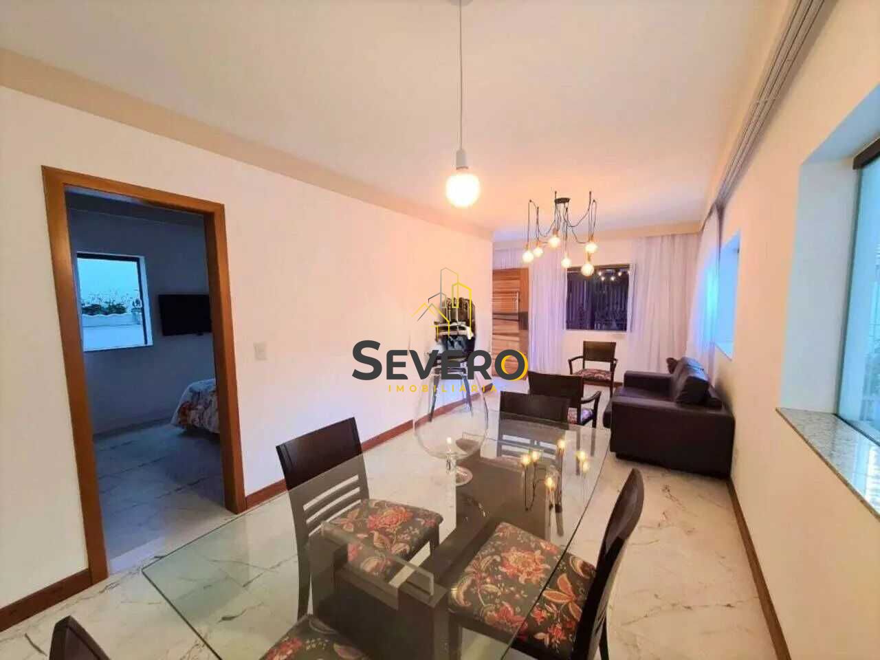 Casa à venda com 3 quartos, 170m² - Foto 1