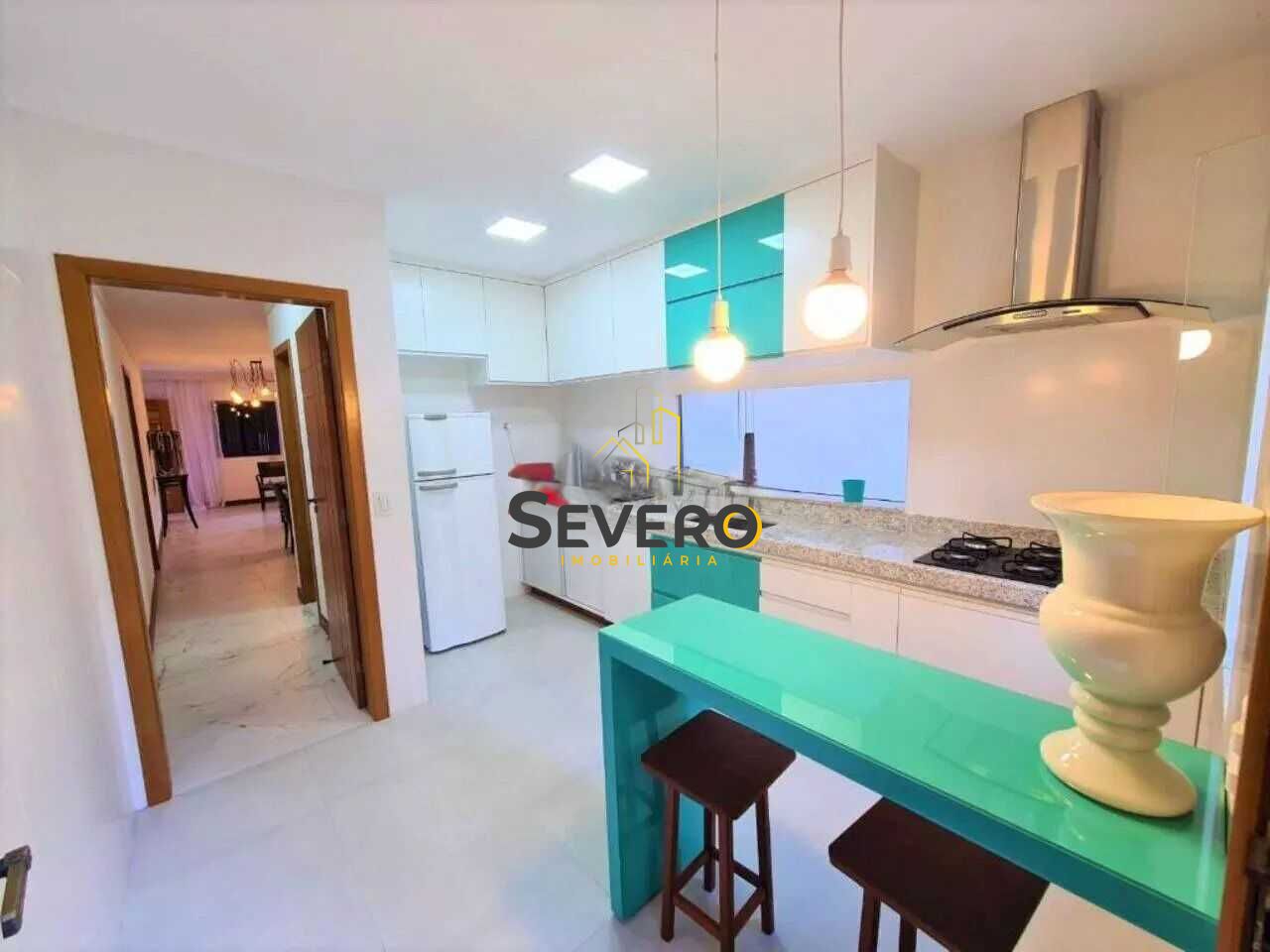 Casa à venda com 3 quartos, 170m² - Foto 9