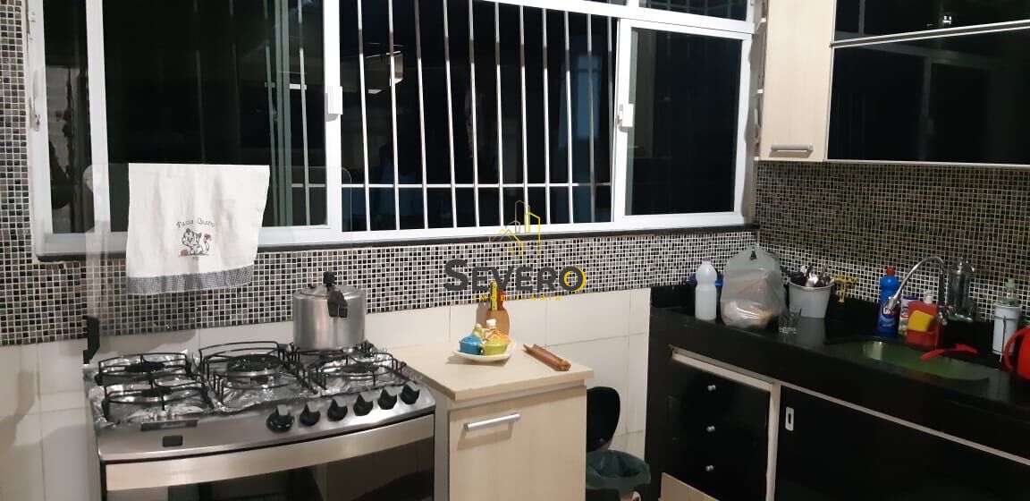 Casa à venda com 3 quartos, 90m² - Foto 14