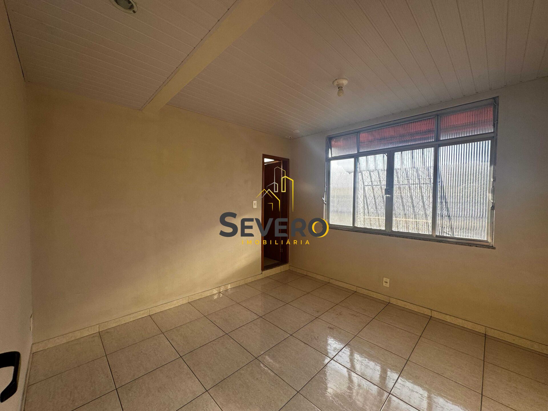 Casa à venda com 2 quartos, 92m² - Foto 8