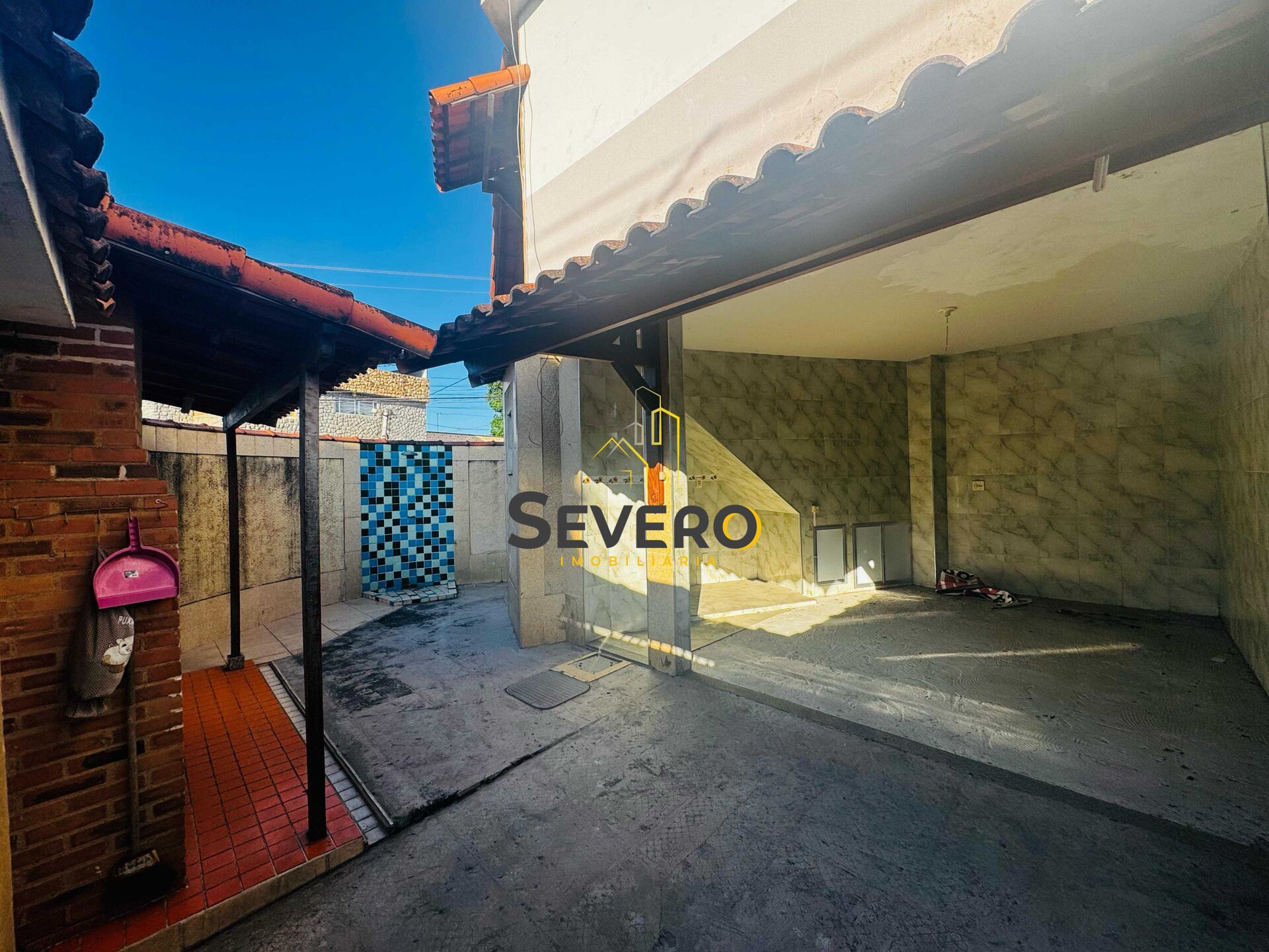 Casa à venda com 2 quartos, 92m² - Foto 26