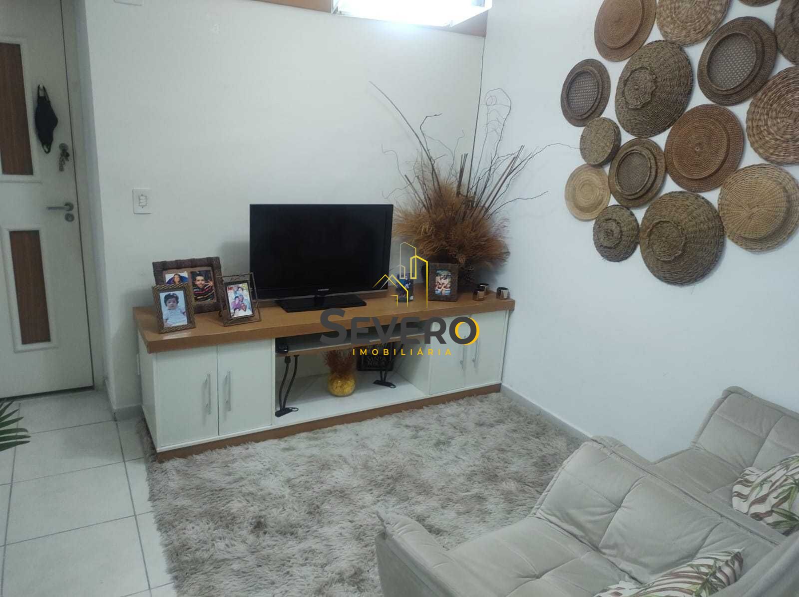 Apartamento à venda com 3 quartos, 82m² - Foto 1