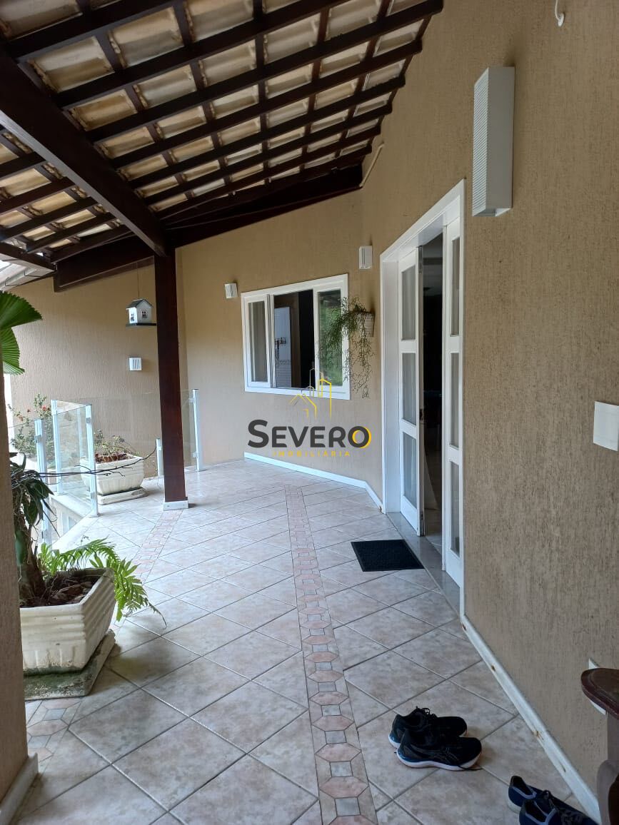 Casa à venda com 4 quartos, 280m² - Foto 17