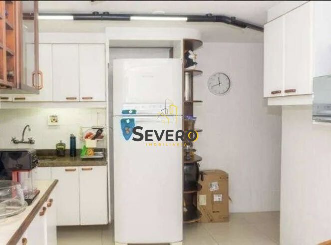 Apartamento à venda com 3 quartos, 150m² - Foto 16