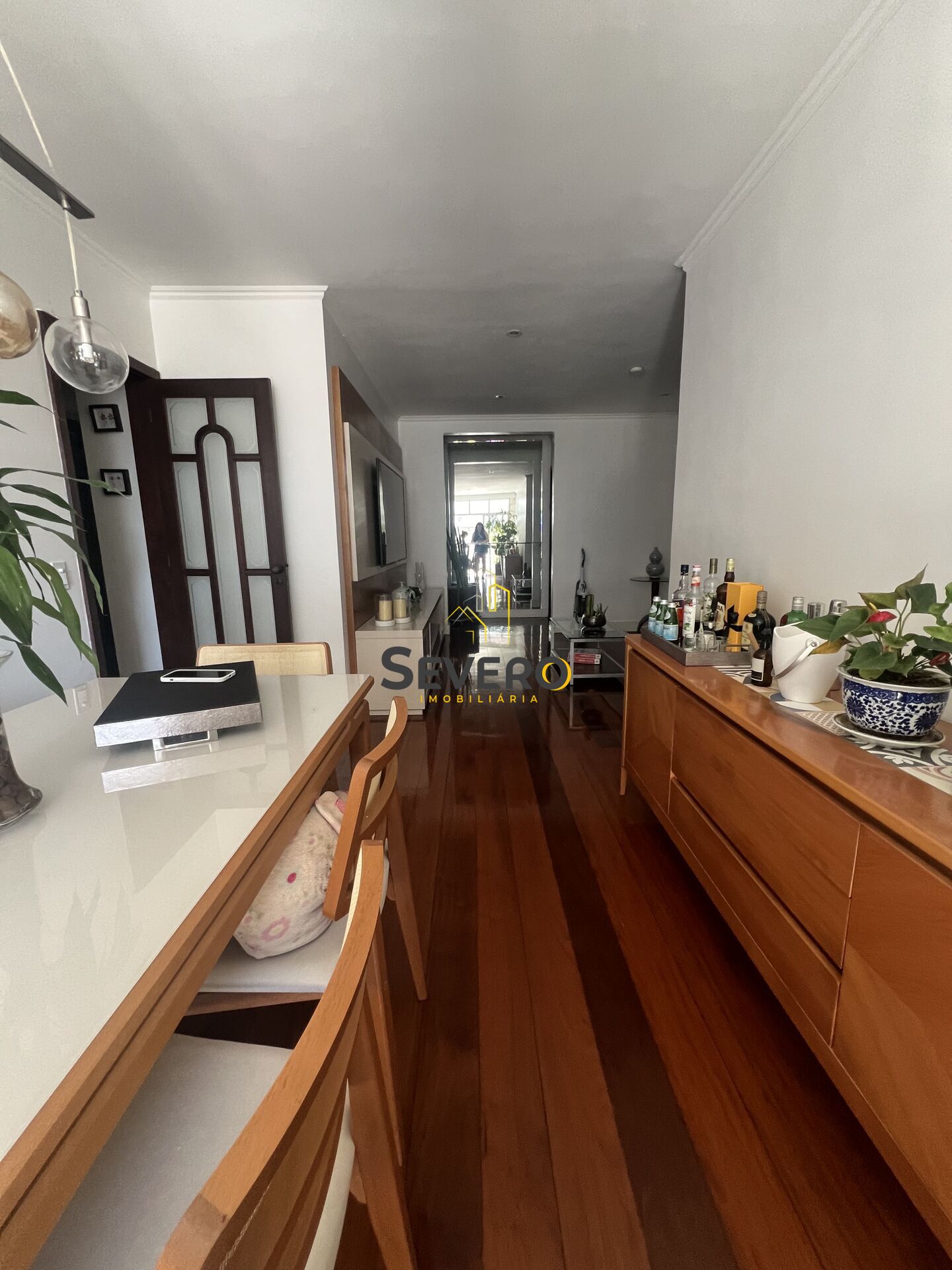 Apartamento à venda com 3 quartos, 150m² - Foto 4