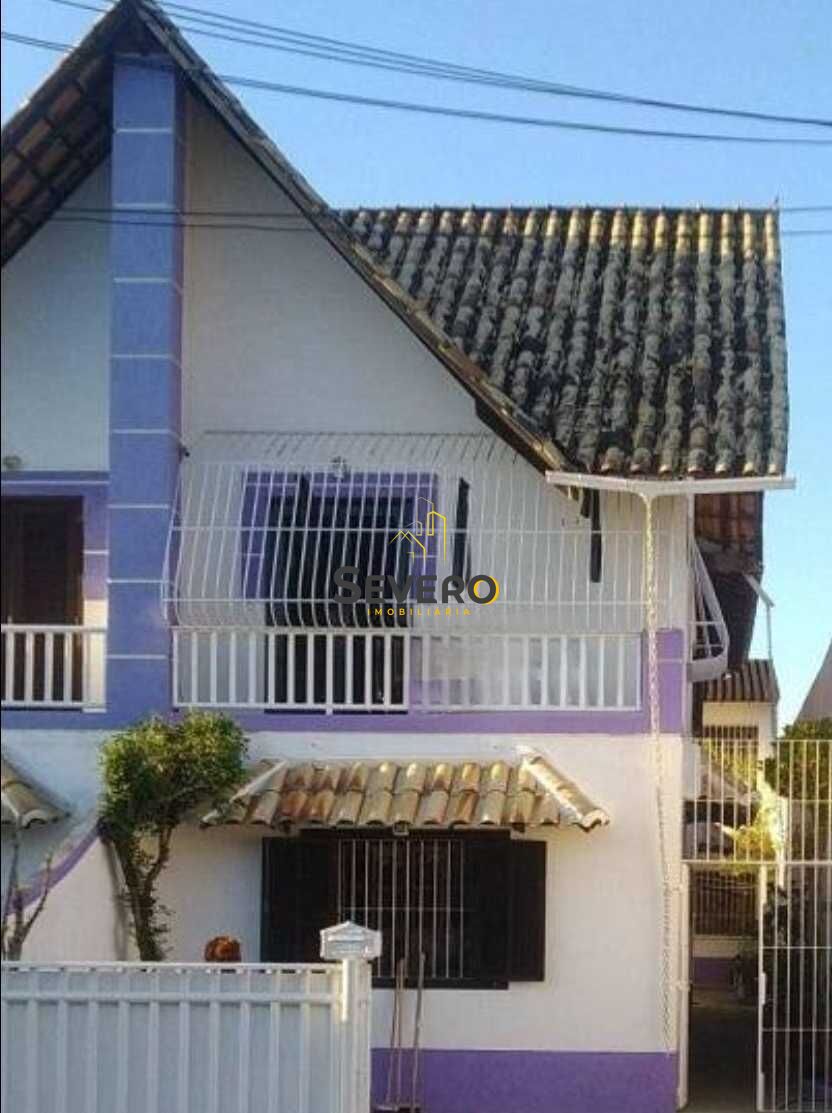 Casa à venda com 4 quartos, 138m² - Foto 2