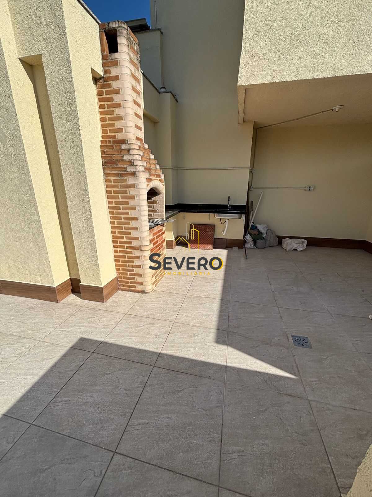 Cobertura à venda com 2 quartos, 110m² - Foto 3