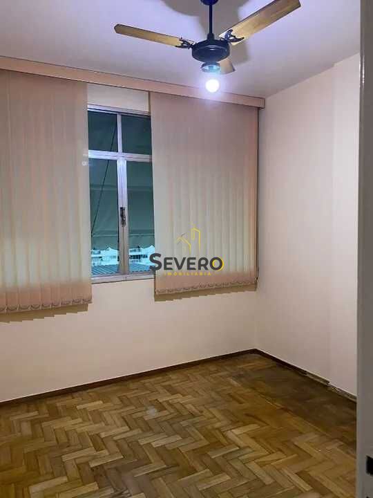 Apartamento à venda com 3 quartos, 90m² - Foto 2