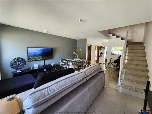 Casa à venda com 2 quartos, 105m² - Foto 3