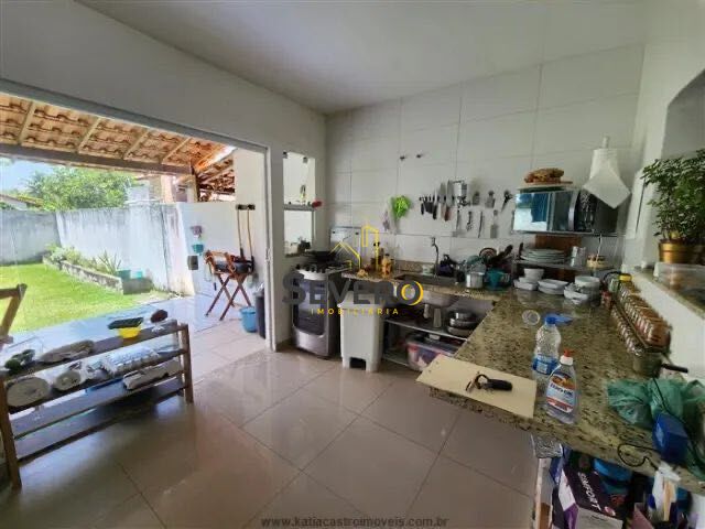 Casa à venda com 2 quartos, 105m² - Foto 9