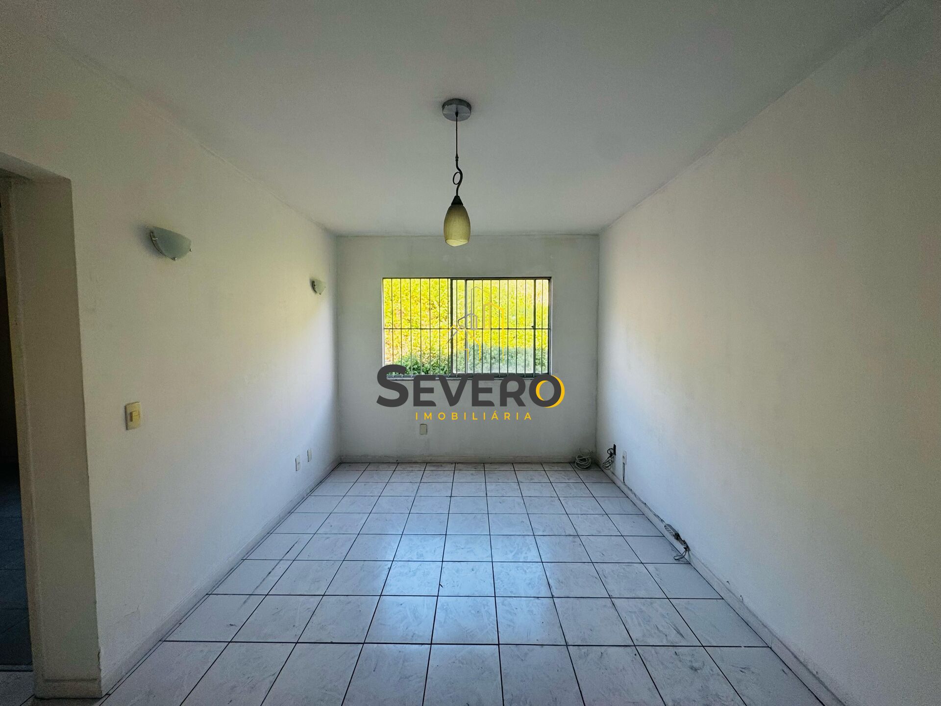 Apartamento à venda com 2 quartos, 72m² - Foto 2