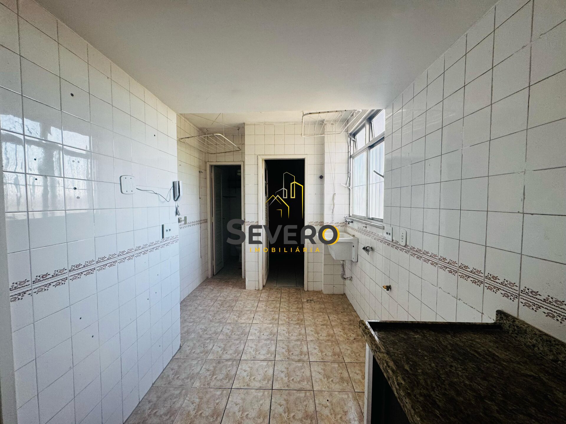 Apartamento à venda com 2 quartos, 72m² - Foto 11