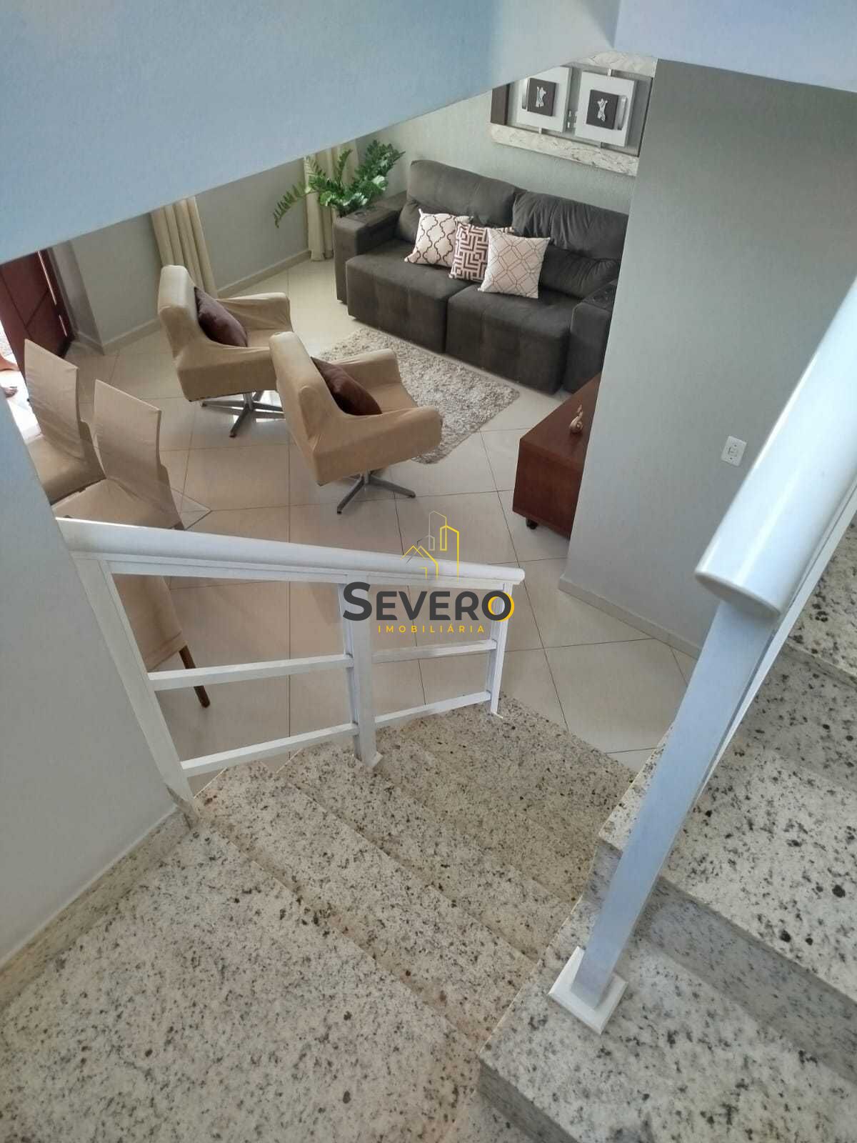 Casa à venda com 3 quartos, 136000m² - Foto 5