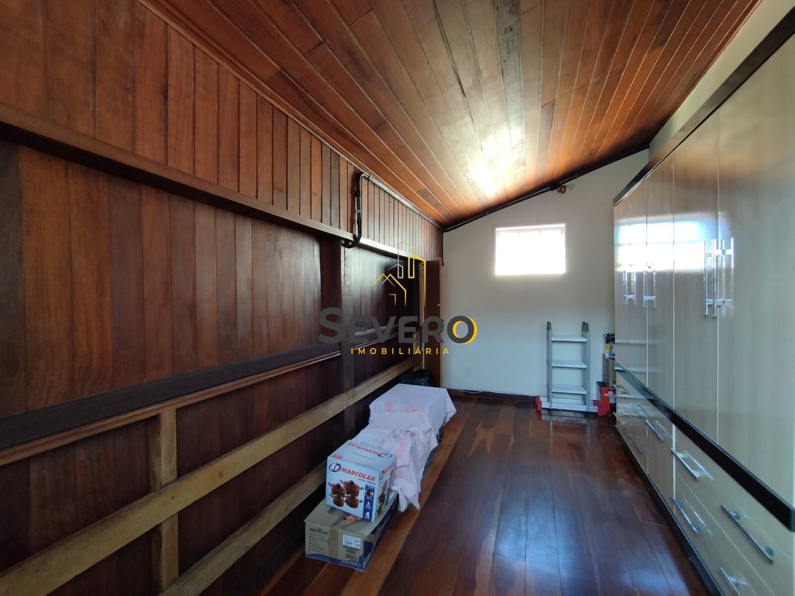 Casa à venda com 3 quartos, 360m² - Foto 37