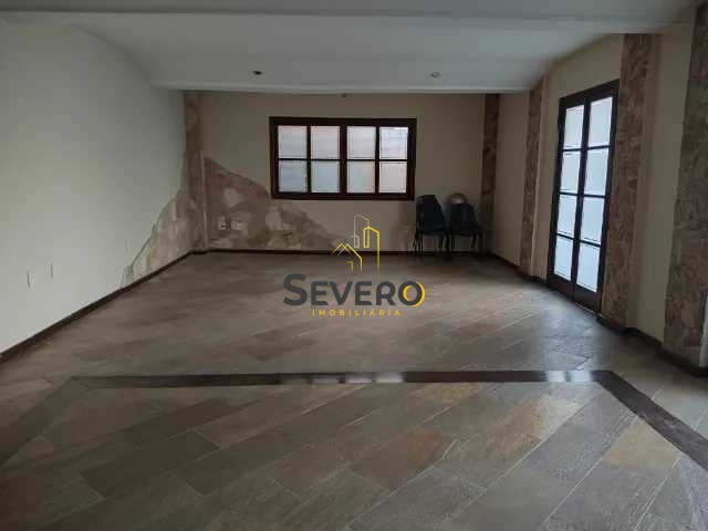 Casa à venda com 3 quartos, 200m² - Foto 20