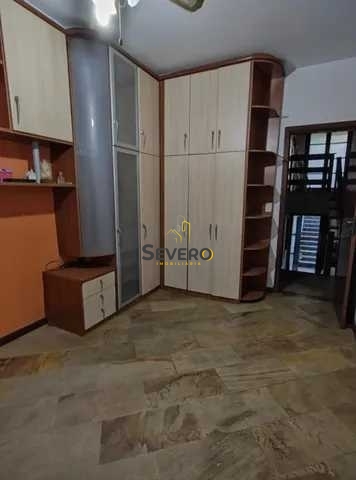 Casa à venda com 3 quartos, 200m² - Foto 17