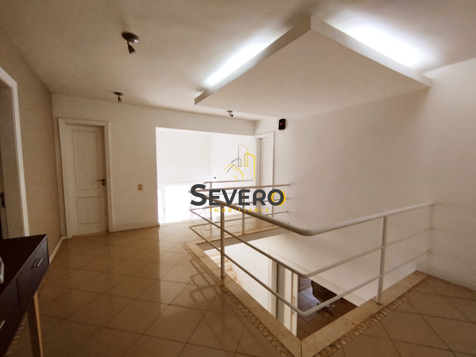 Casa à venda com 4 quartos, 480m² - Foto 33