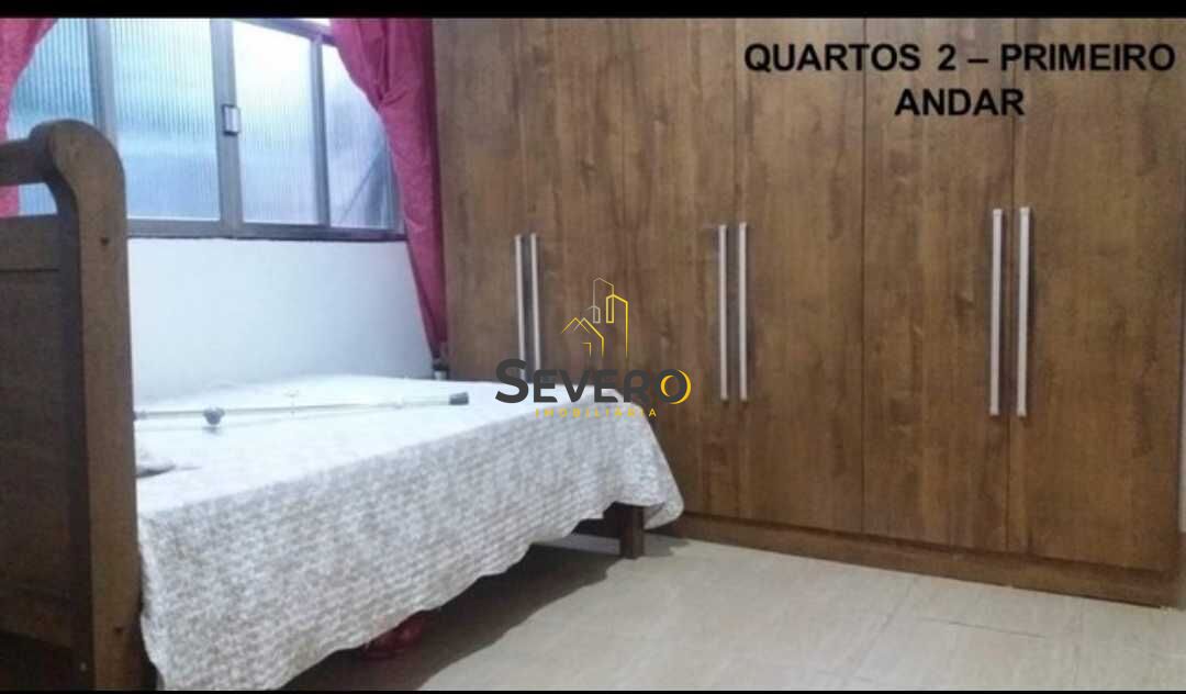 Casa à venda com 4 quartos, 240m² - Foto 5