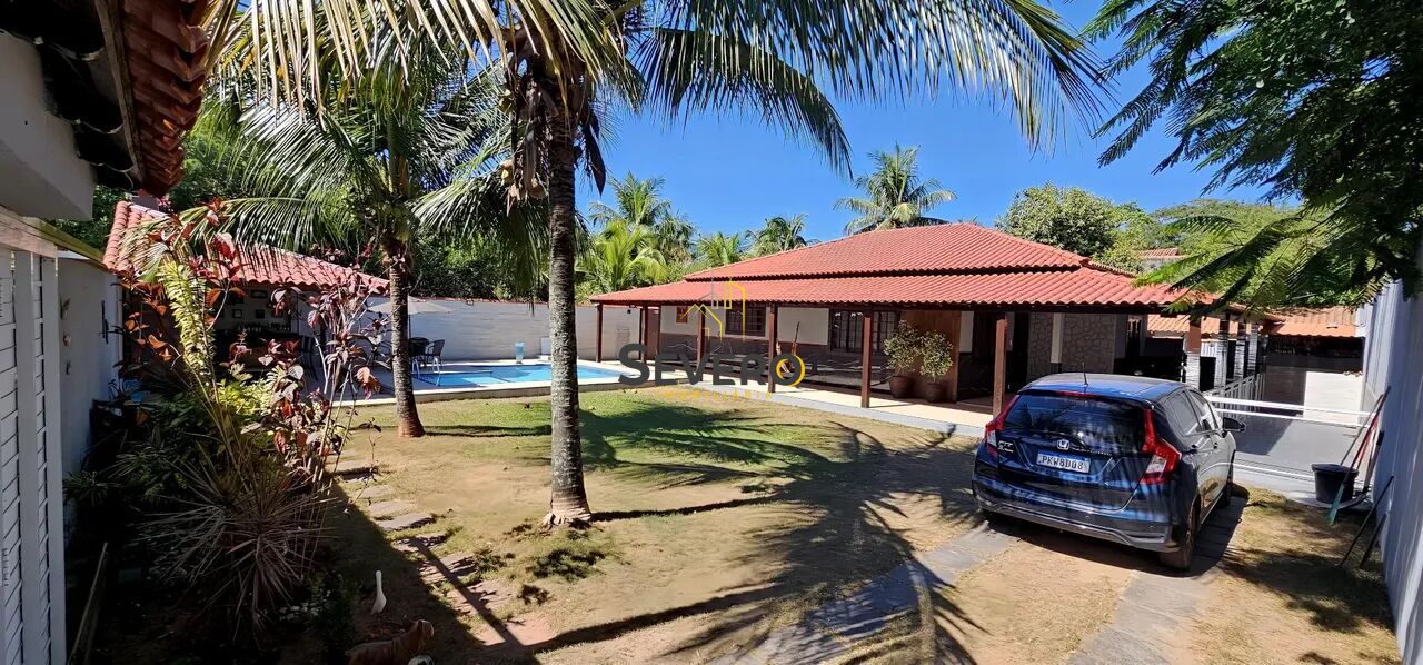 Casa à venda com 3 quartos, 280m² - Foto 1