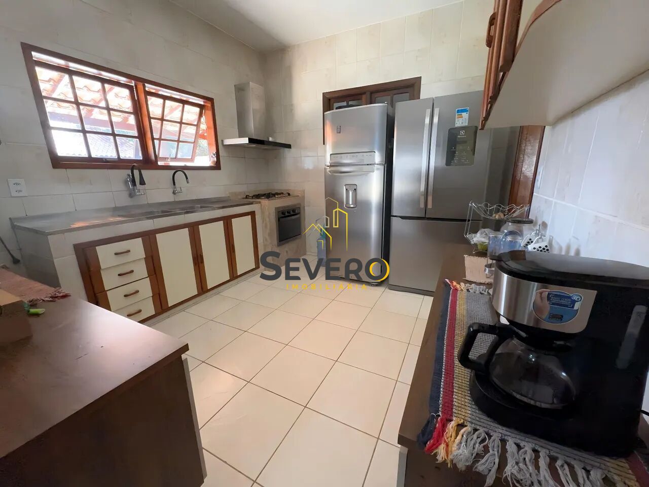 Casa à venda com 3 quartos, 280m² - Foto 12