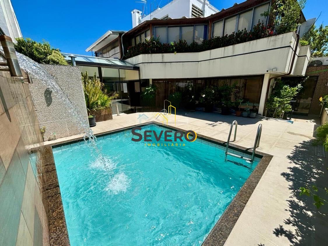 Cobertura à venda com 4 quartos, 480m² - Foto 1
