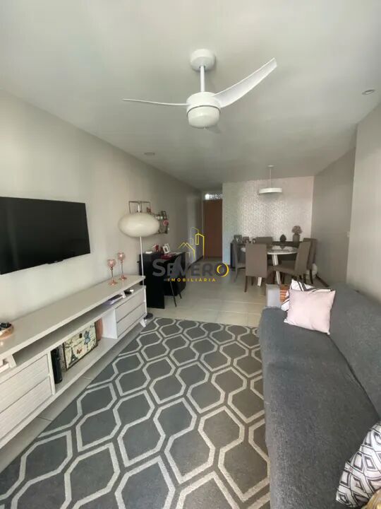 Apartamento à venda com 2 quartos, 82m² - Foto 2