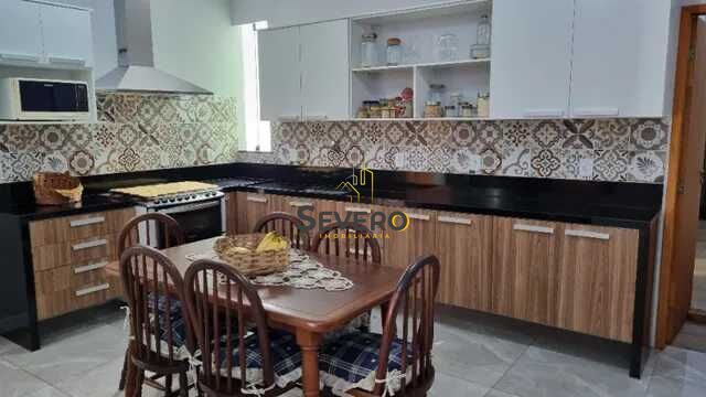 Casa à venda com 3 quartos, 111m² - Foto 6