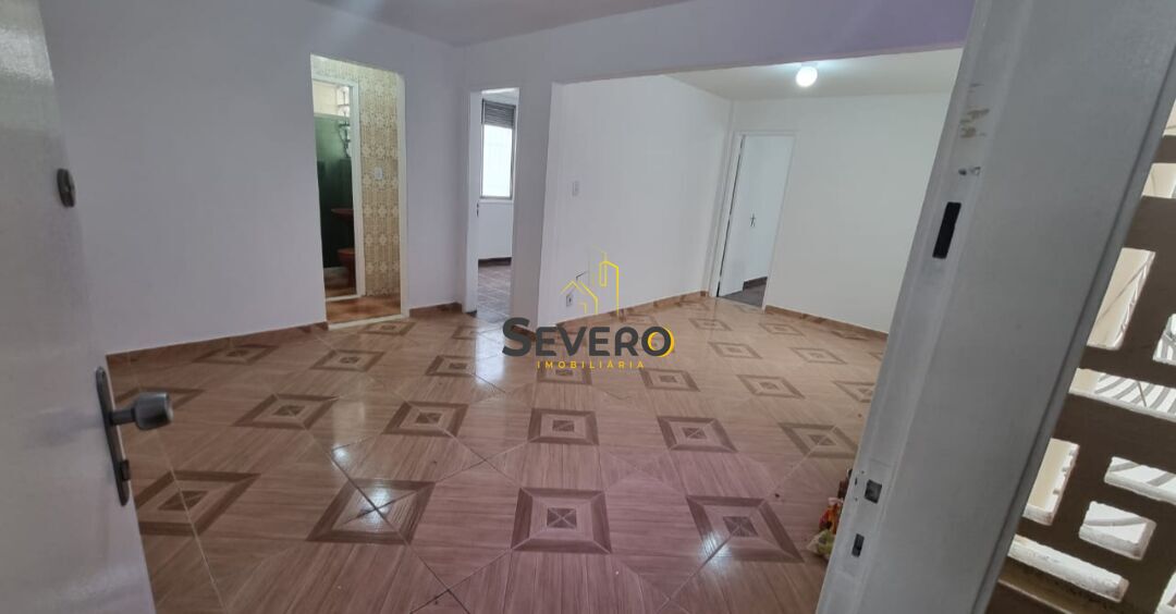 Apartamento à venda com 3 quartos, 70m² - Foto 2