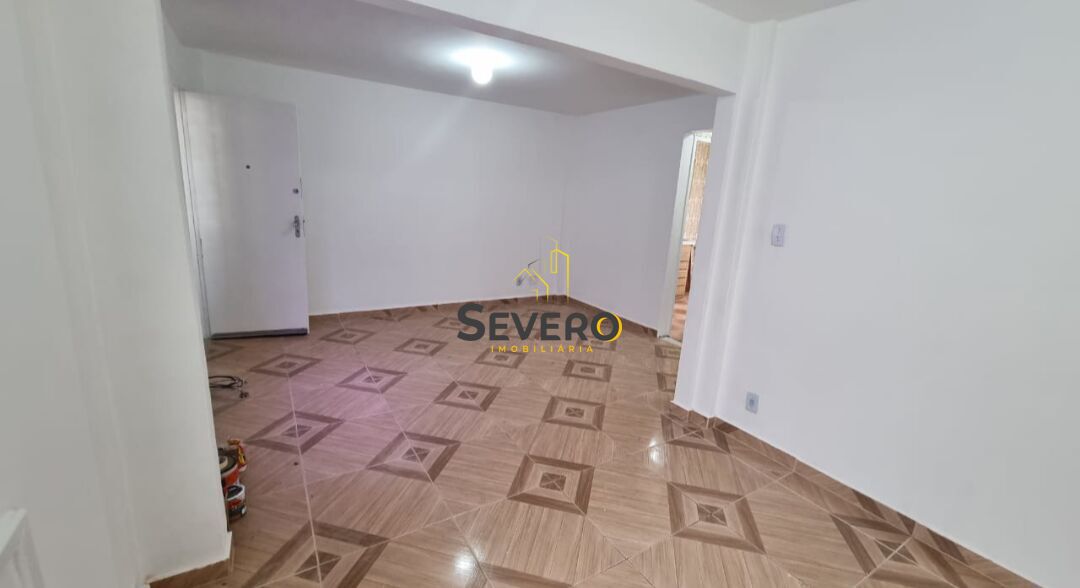 Apartamento à venda com 3 quartos, 70m² - Foto 1