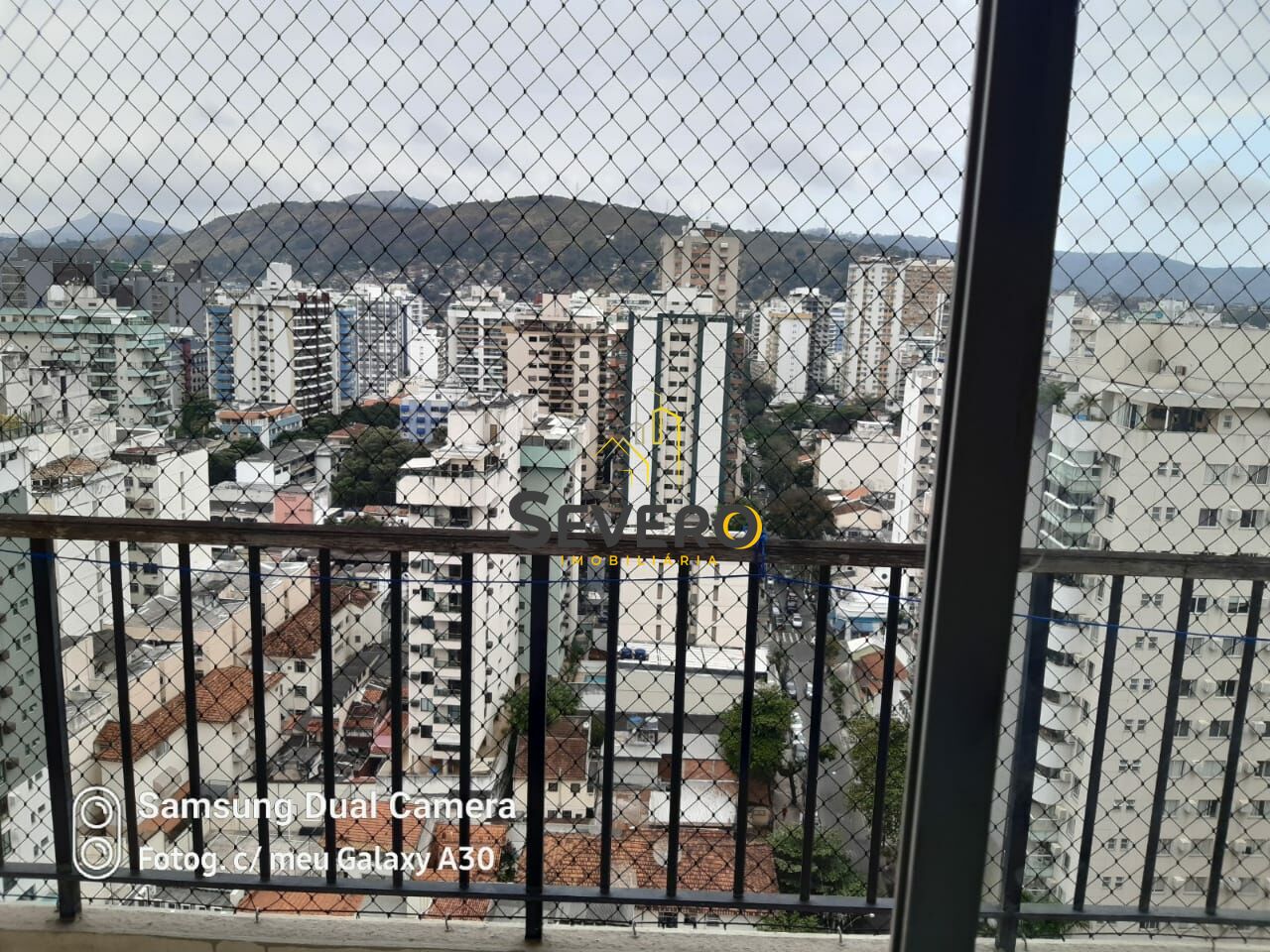 Cobertura à venda com 3 quartos, 240m² - Foto 9