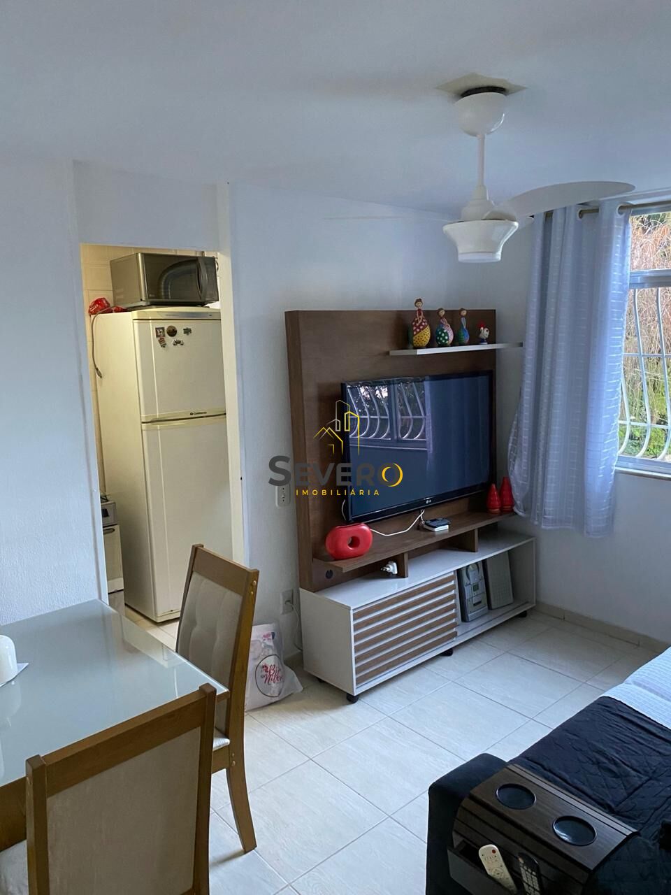 Apartamento à venda com 2 quartos, 58m² - Foto 3