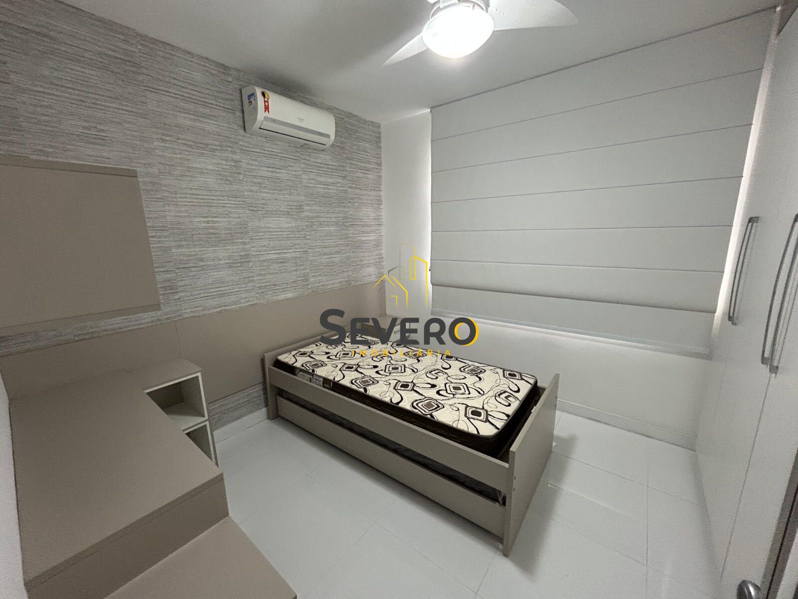Apartamento à venda com 3 quartos, 160m² - Foto 7