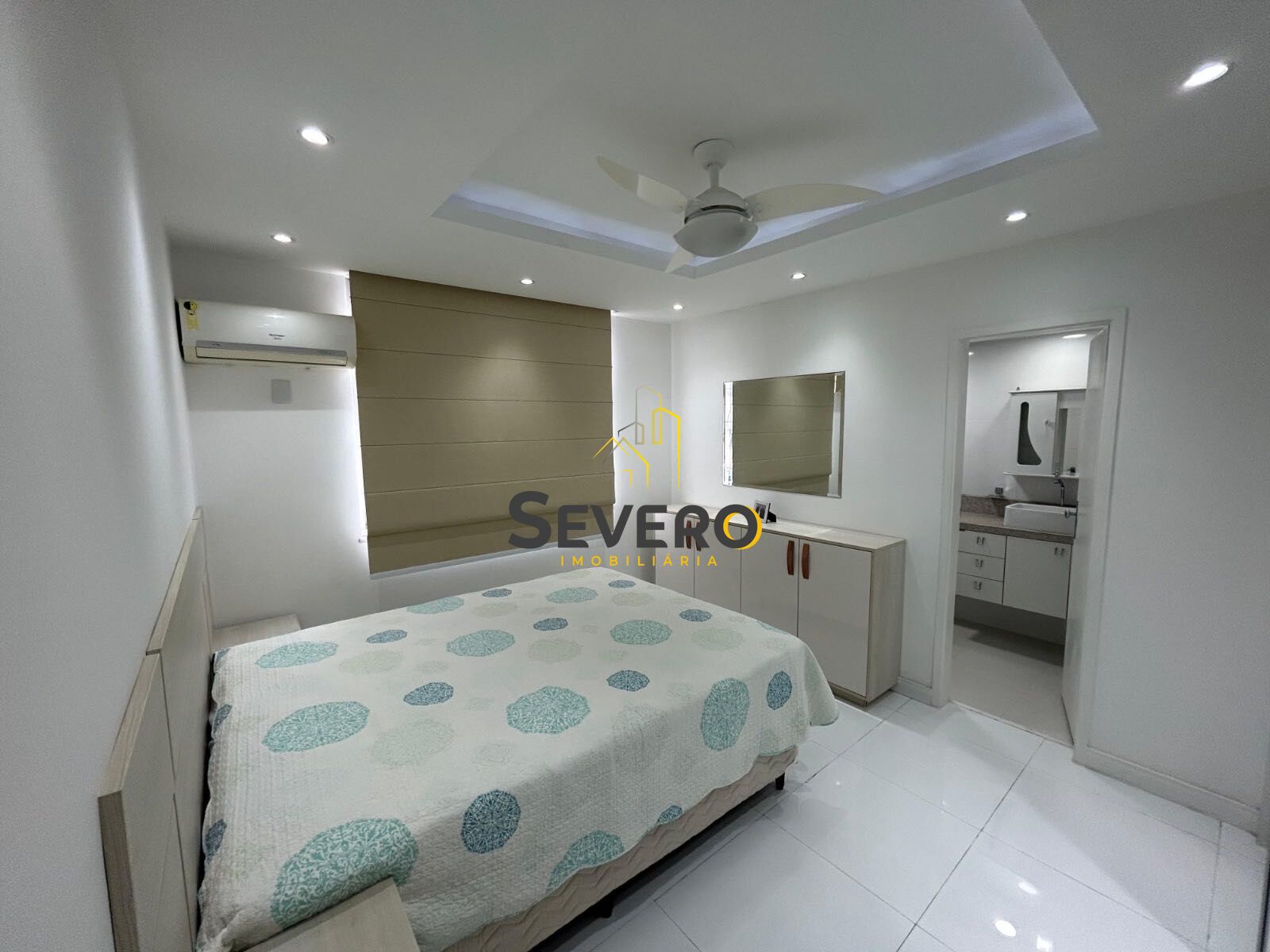 Apartamento à venda com 3 quartos, 160m² - Foto 8