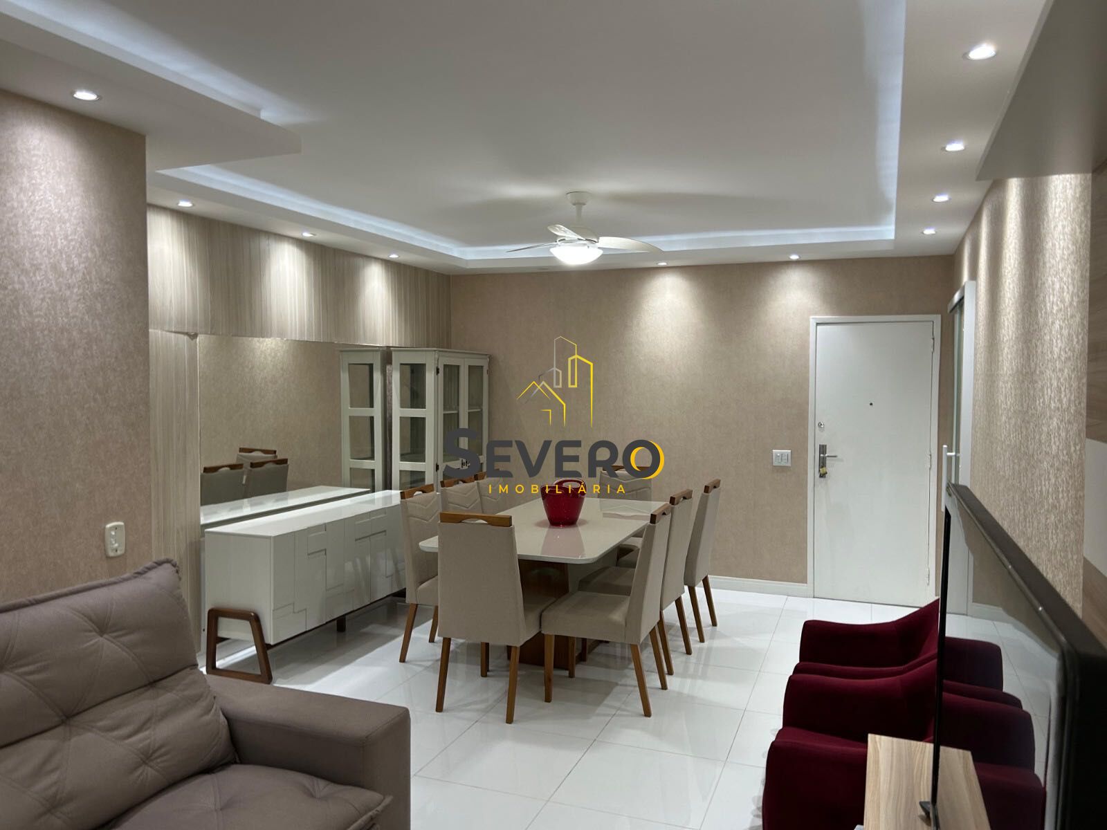 Apartamento à venda com 3 quartos, 160m² - Foto 3