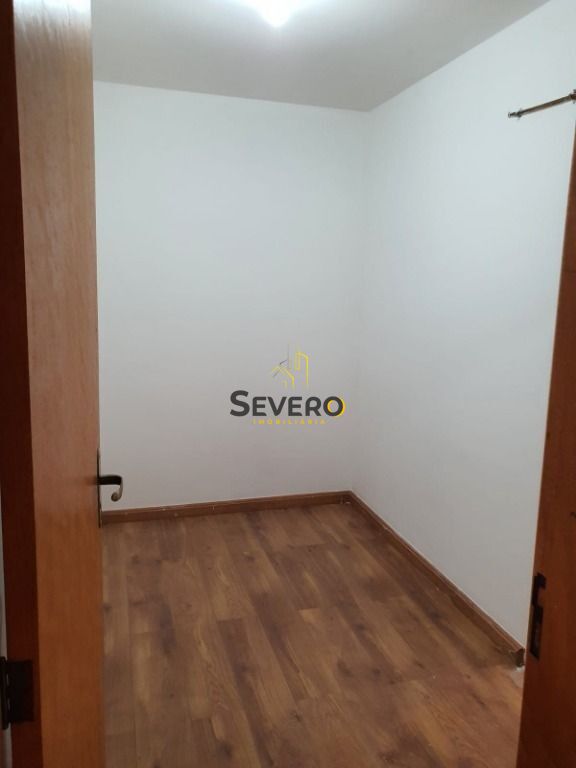 Casa de Condomínio à venda com 4 quartos, 240m² - Foto 17