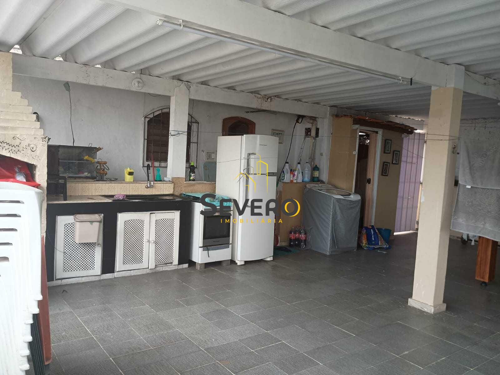 Casa à venda com 3 quartos, 300m² - Foto 16