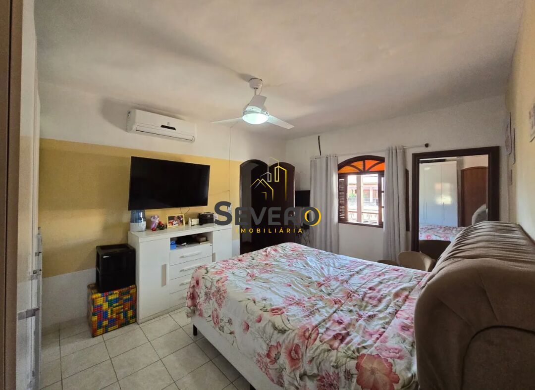 Casa à venda com 3 quartos, 300m² - Foto 7