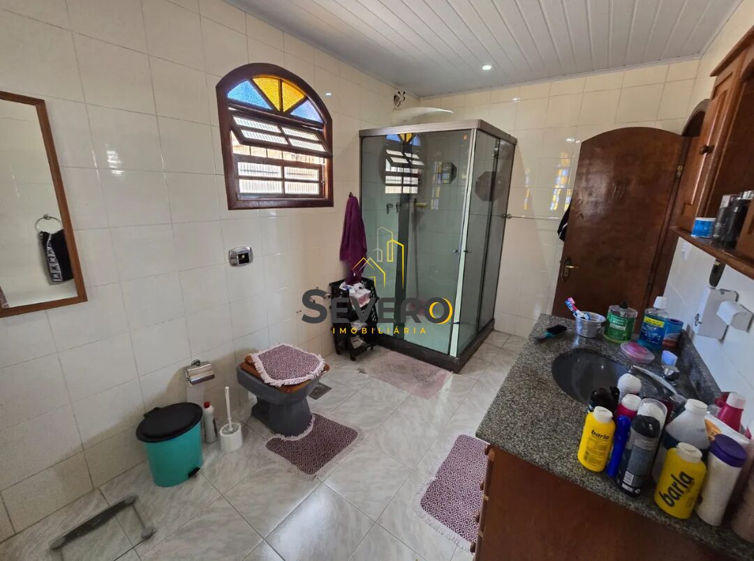 Casa à venda com 3 quartos, 300m² - Foto 14