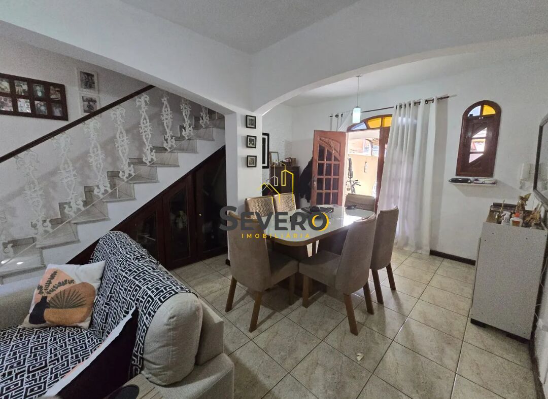 Casa à venda com 3 quartos, 300m² - Foto 6