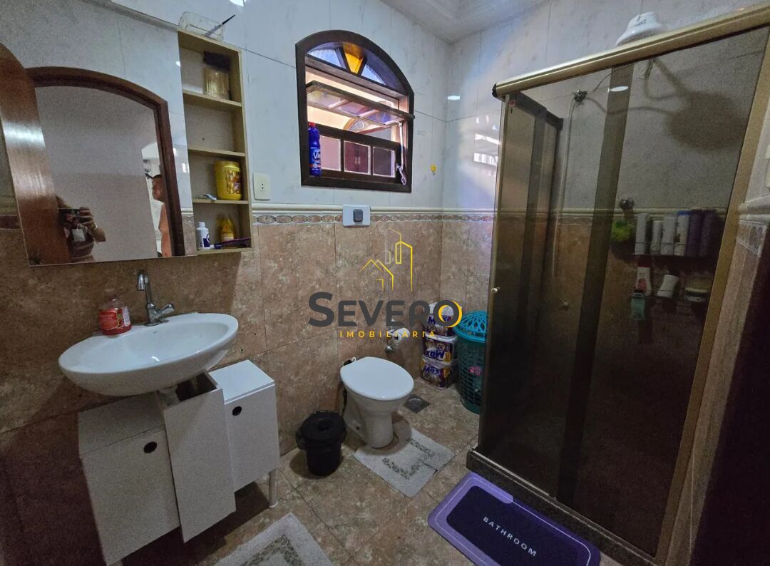 Casa à venda com 3 quartos, 300m² - Foto 8