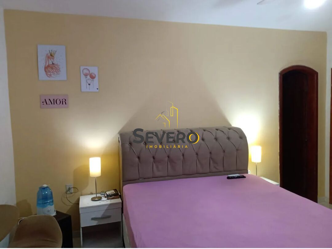 Casa à venda com 3 quartos, 300m² - Foto 13
