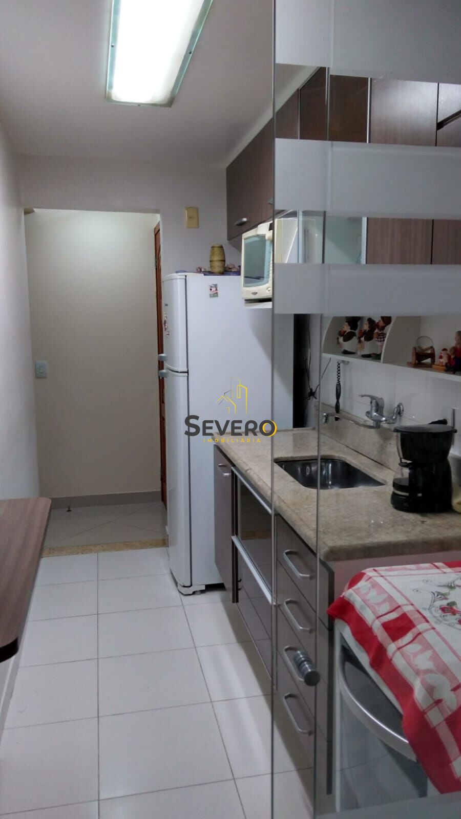 Apartamento à venda com 2 quartos, 60m² - Foto 7